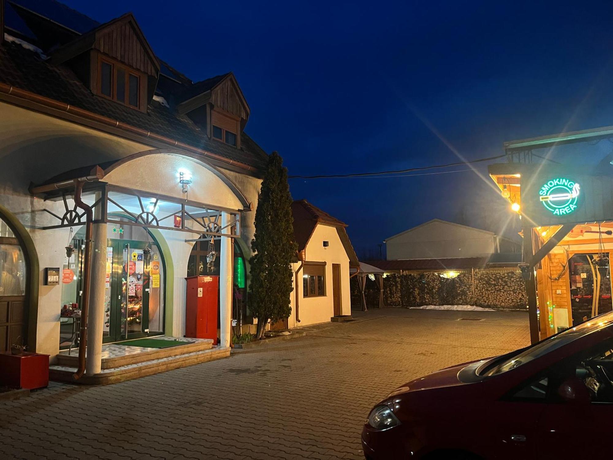 Prince Hotel Miercurea Ciuc Zewnętrze zdjęcie