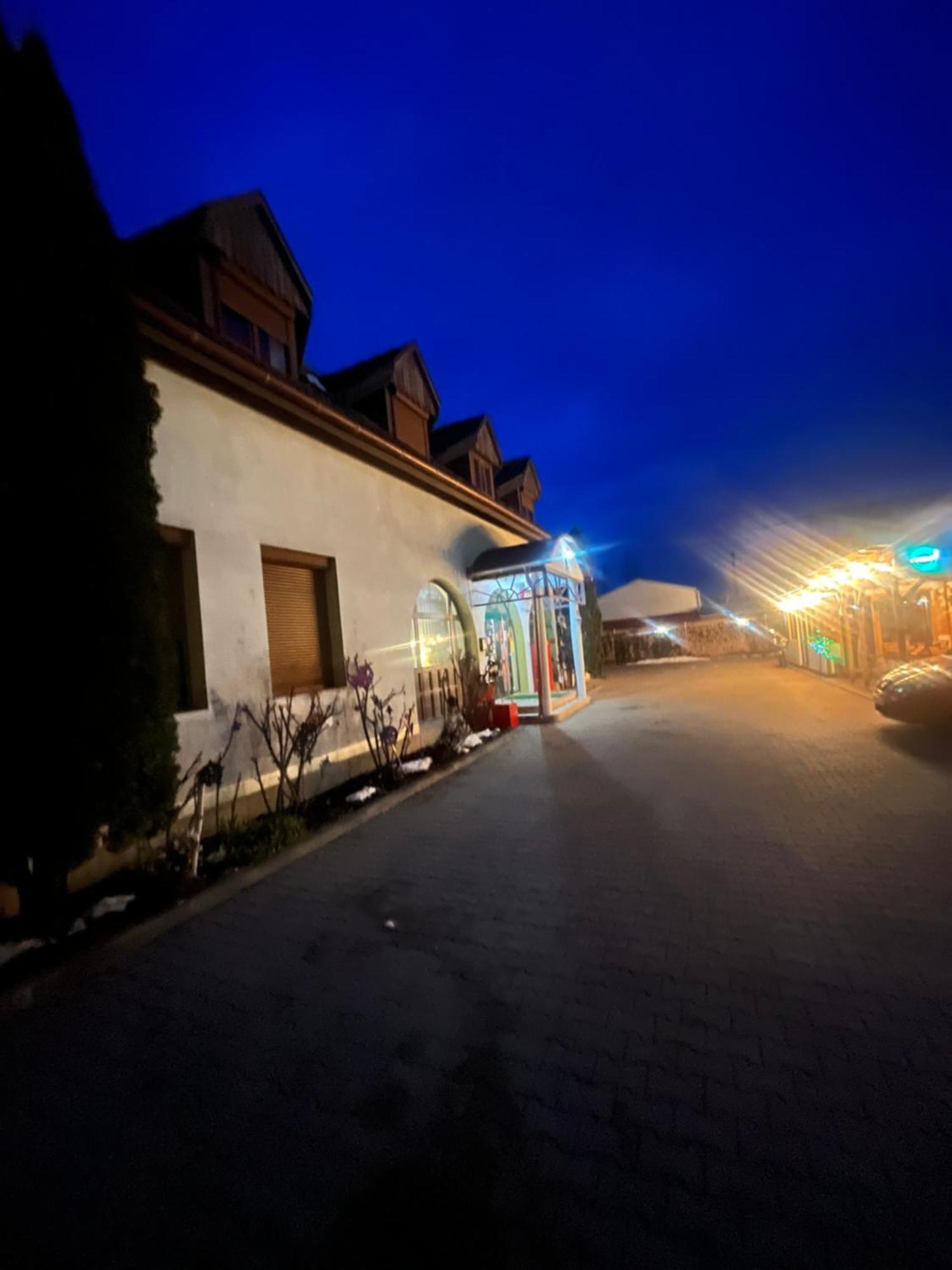 Prince Hotel Miercurea Ciuc Zewnętrze zdjęcie