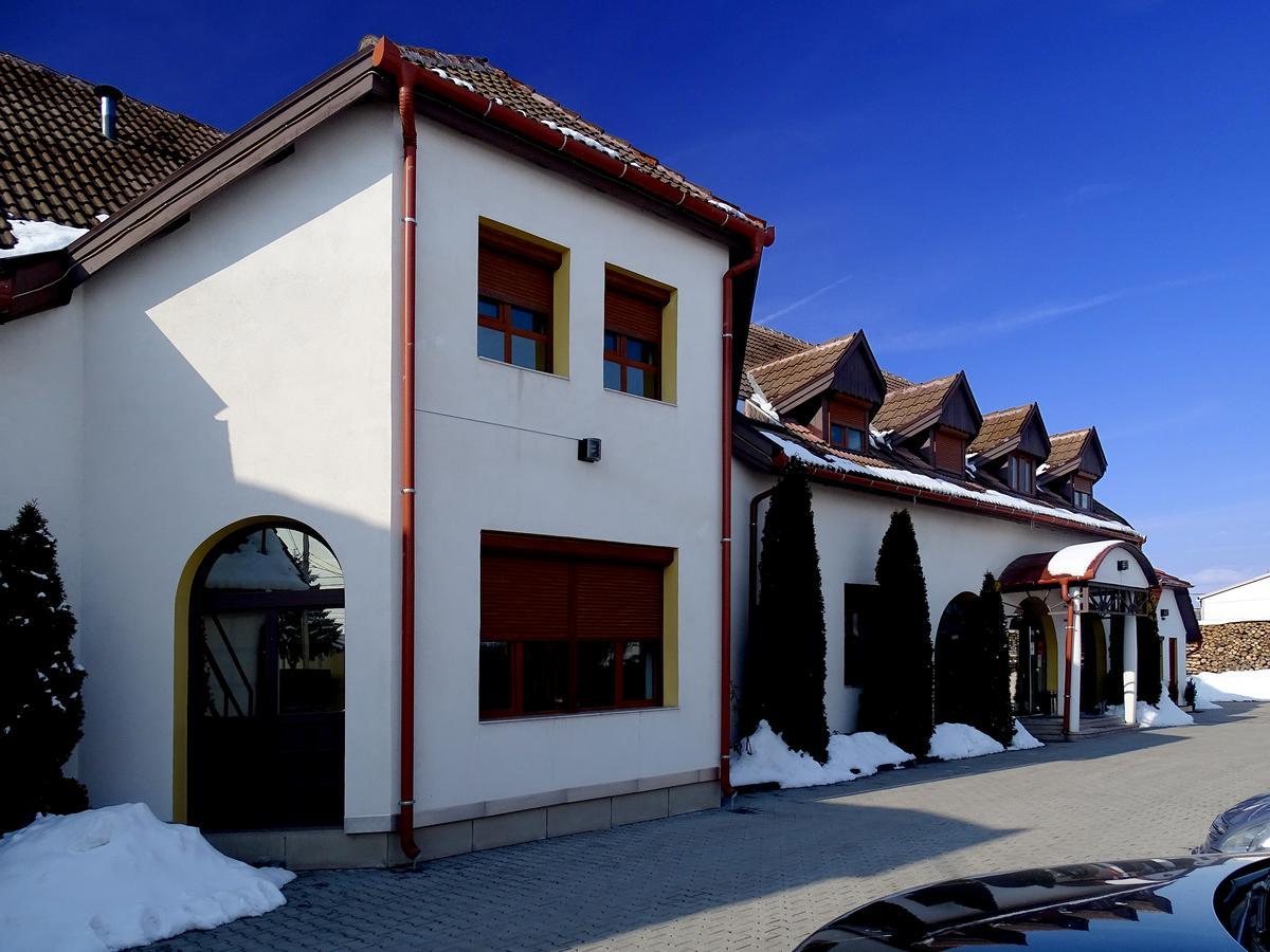 Prince Hotel Miercurea Ciuc Zewnętrze zdjęcie