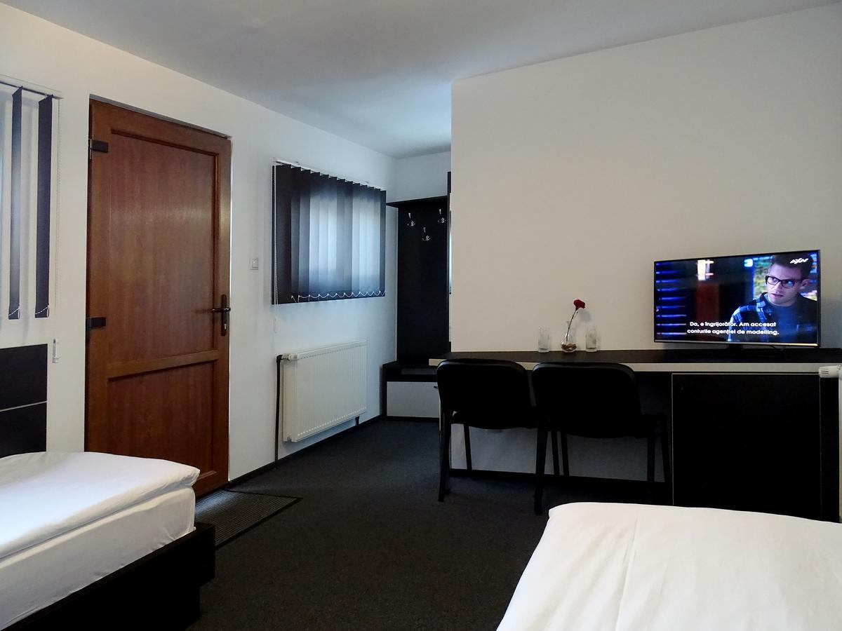 Prince Hotel Miercurea Ciuc Zewnętrze zdjęcie